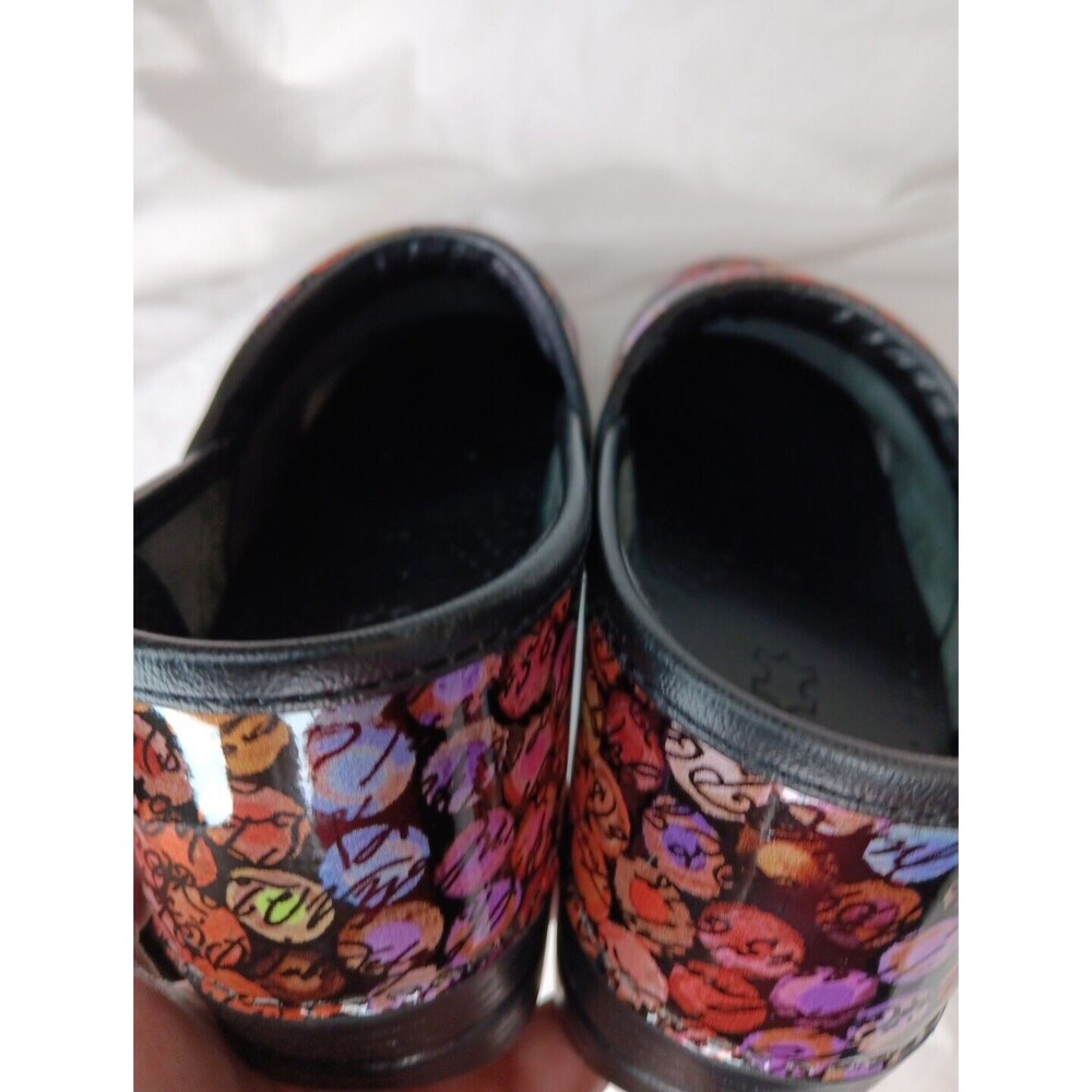 Dansko  Clogs Size 38 (7.5 US) Viola Multicolor Dot/Cursive Slip On Nurse EUC - Picture 8 of 8
